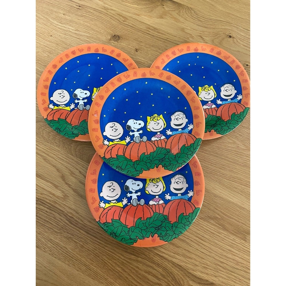Peanuts Halloween Melamine Plate 8" Charlie Brown Snoopy Great Pumpkin Plate